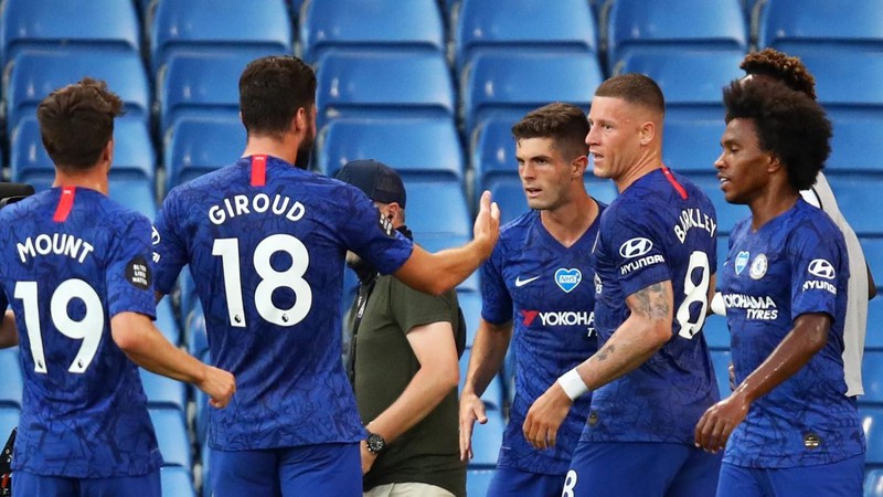 toan canh chelsea 2-1 man city: liverpool vo dich ngoai hang anh som  hinh 8