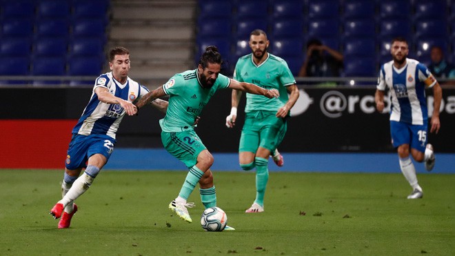 video highlight espanyol 0-1 real, real len ngoi dau bang hinh 1