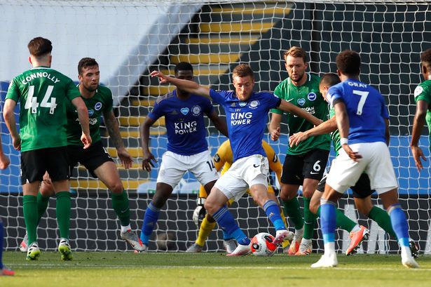 leicester bi phong toa, ngoai hang anh lai co the bi gian doan vi covid-19 hinh 1