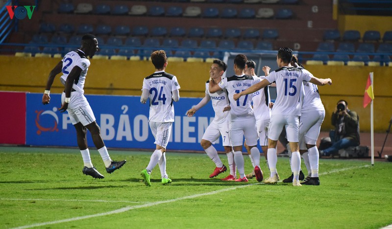 v-league 2020: hagl dang co thanh tich tot nhat tu nam 2015 hinh 1