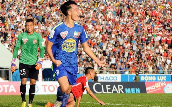 ngay nay nam xua: van toan ghi ban dau tien o v-league  hinh 1