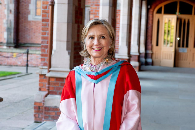 cuu ngoai truong my hillary clinton lam hieu truong truong dai hoc hinh 1