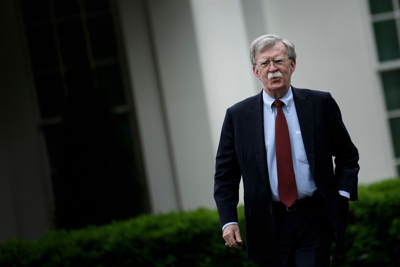 ong bolton ra lam chung, luan toi tong thong trump se xoay chuyen? hinh 1