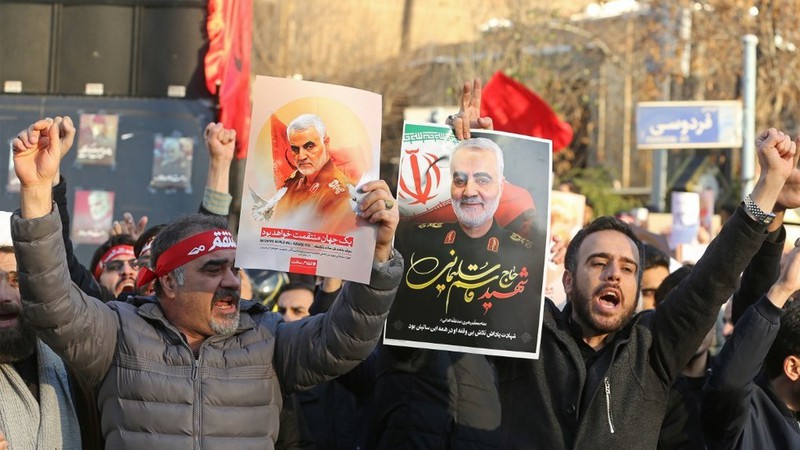 trump bao ve quyet dinh giet tuong iran, to ong soleimani co "qua khu xau xa" hinh 1