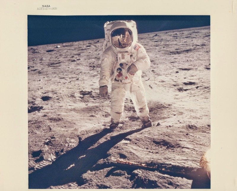 anh hiem an tuong ve vu tru cua nasa tu nhung nam 1960 - 1980 hinh 10