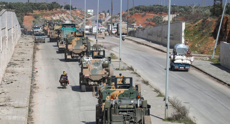 quan doi syria tan cong idlib, tho nhi ky tu choi nho nato can thiep hinh 1