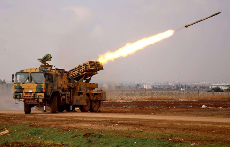 anh: giao tranh du doi o syria, tung doan dan thuong so tan khoi idlib hinh 19