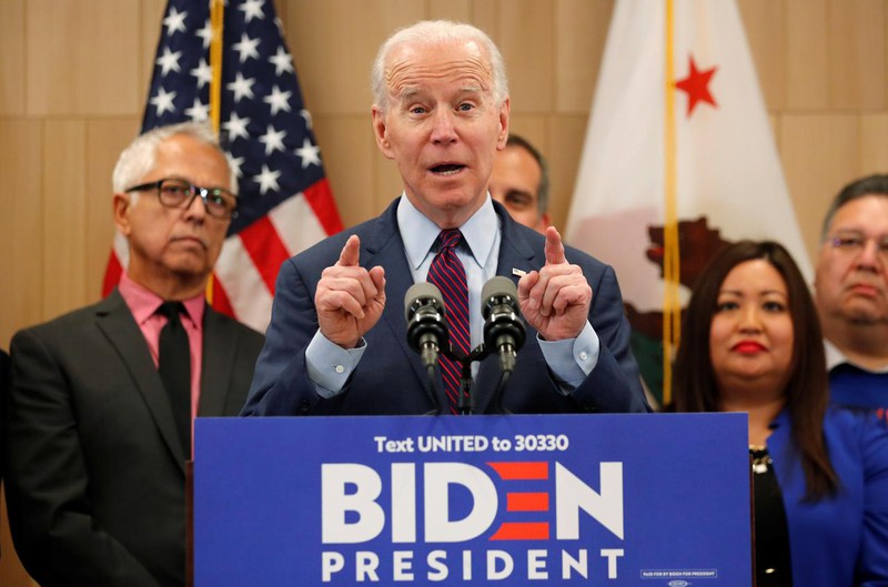 joe biden tiep tuc dan dau trong cuoc dua gianh de cu cua dang dan chu hinh 1