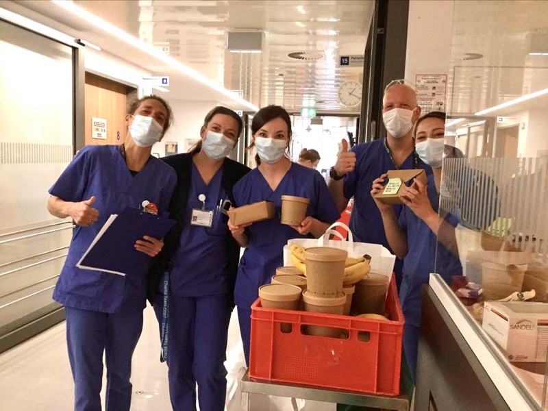 phong trao may tang khau trang phong covid-19 cua nguoi viet tai duc hinh 3