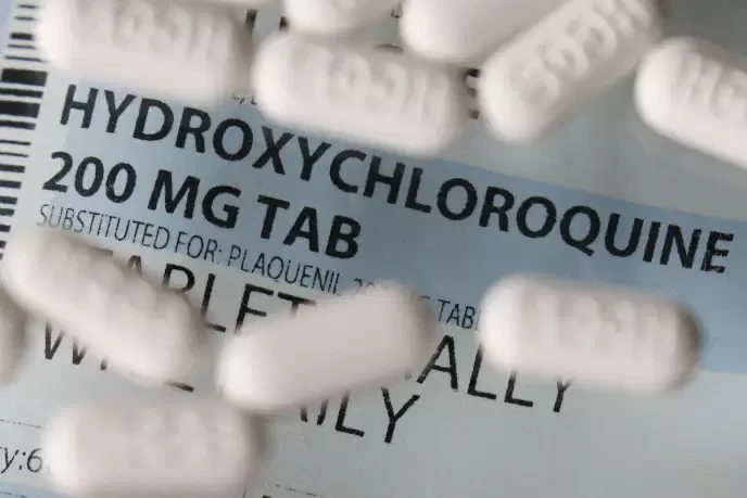 phap chinh thuc cam su dung hydroxycloroquine de dieu tri covid-19 hinh 1