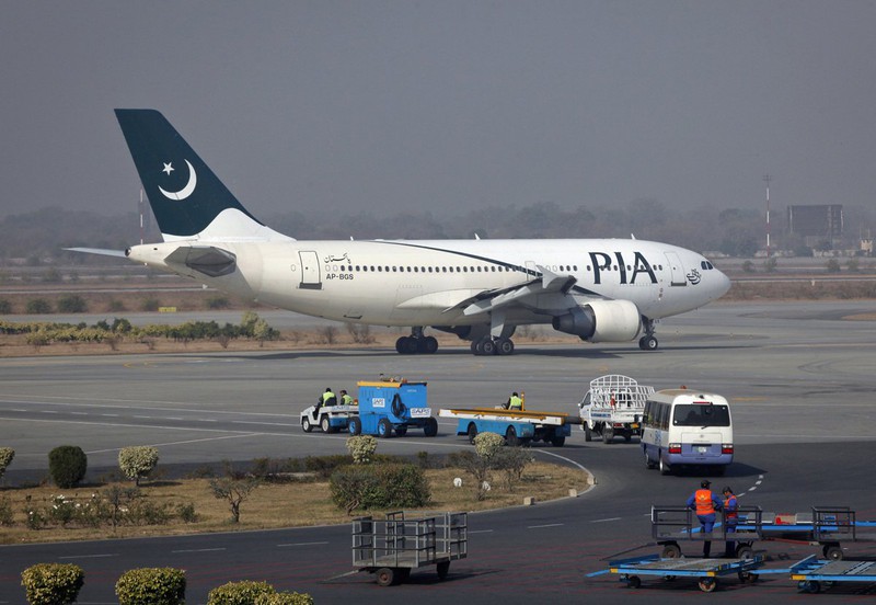 be boi bang gia lam ton hai uy tin cua hang khong pakistan hinh 1