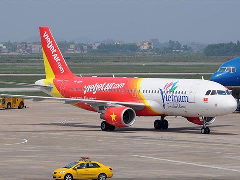dua hon 240 cong dan viet nam tu singapore ve nuoc an toan hinh 1