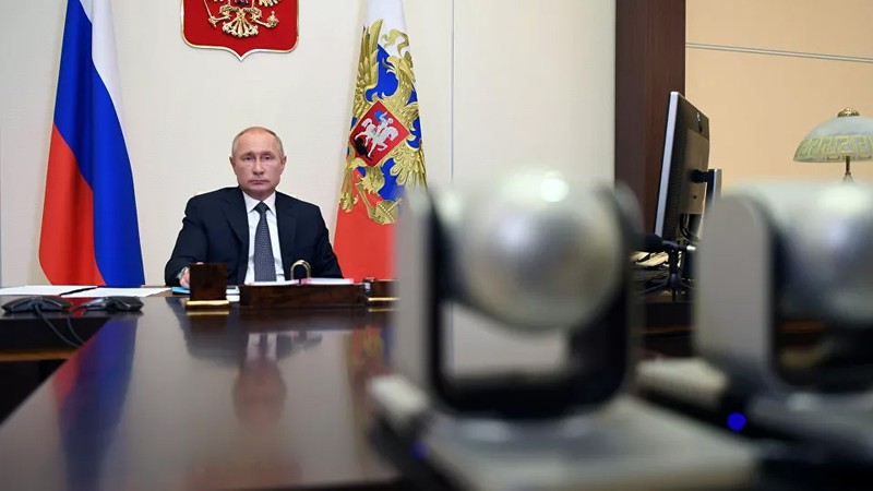 tong thong putin: nga la nuoc dau tien co vaccine ngua covid-19 hinh 1