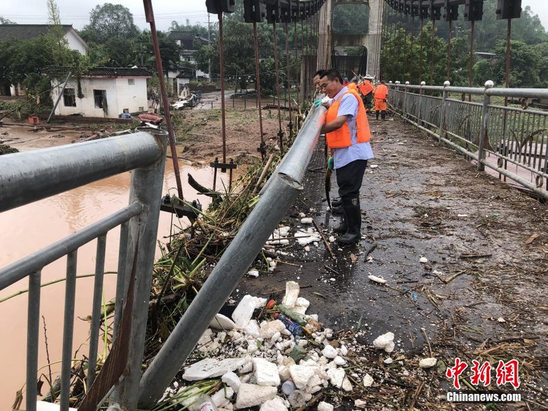 trung quoc: dap tam hiep sap hung chiu dot lu lon nhat tu truoc den nay hinh 1
