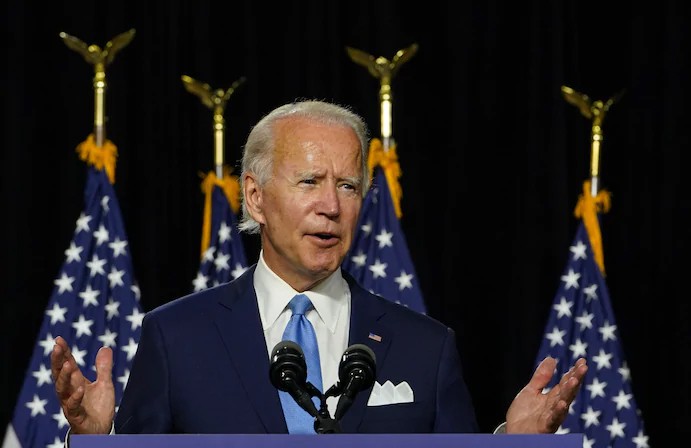 bau cu my: hon 3 thap ky cho doi va giay phut "dung thoi diem" cua biden hinh 1