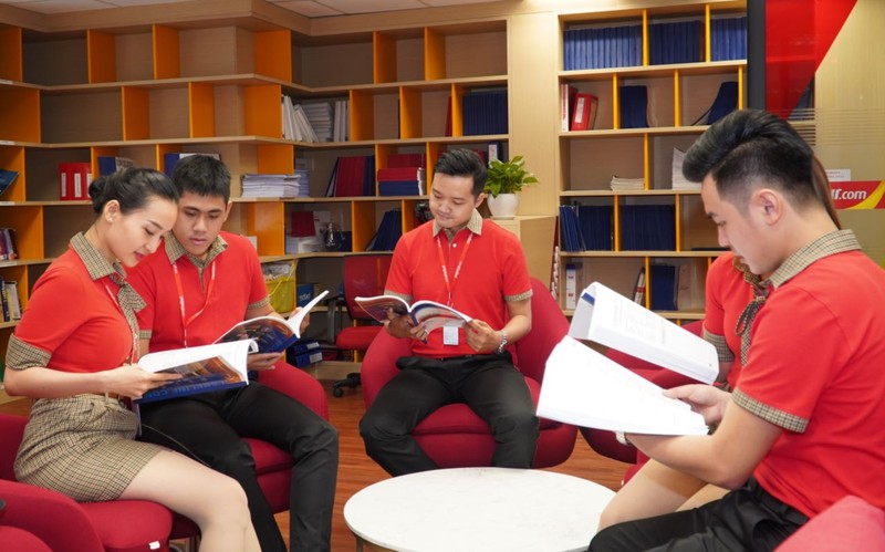 hoc vien hang khong vietjet gay an tuong voi cuc truong cuc hang khong hinh 9