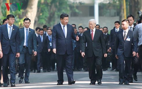 lanh dao viet-trung gui dien mung nhan dip 70 nam thiet lap quan he  hinh 1