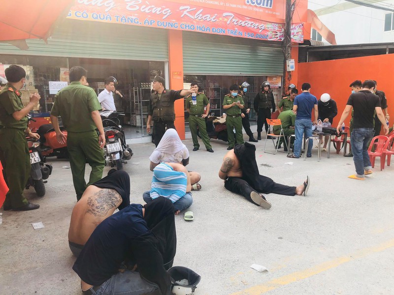 cong an dong nai bat giu nhom giang ho chuyen thu tien bao ke hinh 1