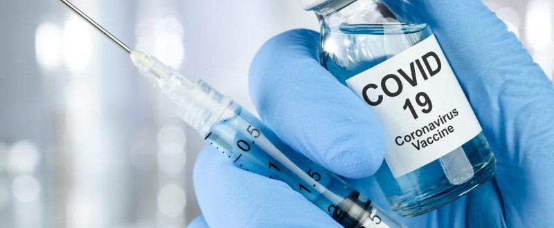 anh thu nghiem vaccine covid-19 voi 10.000 nguoi lon va tre em hinh 1