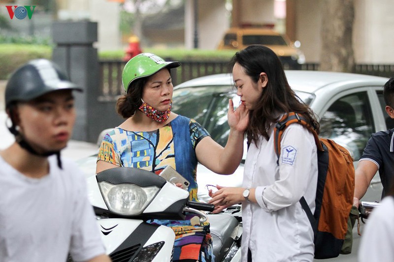 thi tot nghiep thpt 2020: "con lo mot thi me lo gap nghin lan" hinh 1