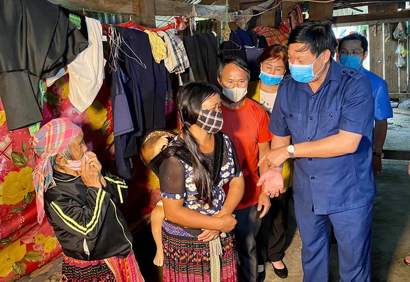 be gai 9 tuoi tu vong vi bach hau co tiem vaccine nhung khong day du hinh 1