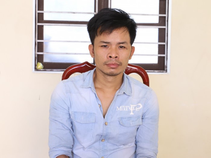 bat "ong trum" dung sau vu van chuyen 2 ba lo chua day ma tuy hinh 2