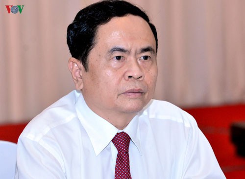 khong co chuyen sach giao khoa dung mot lan roi bo di? hinh 2