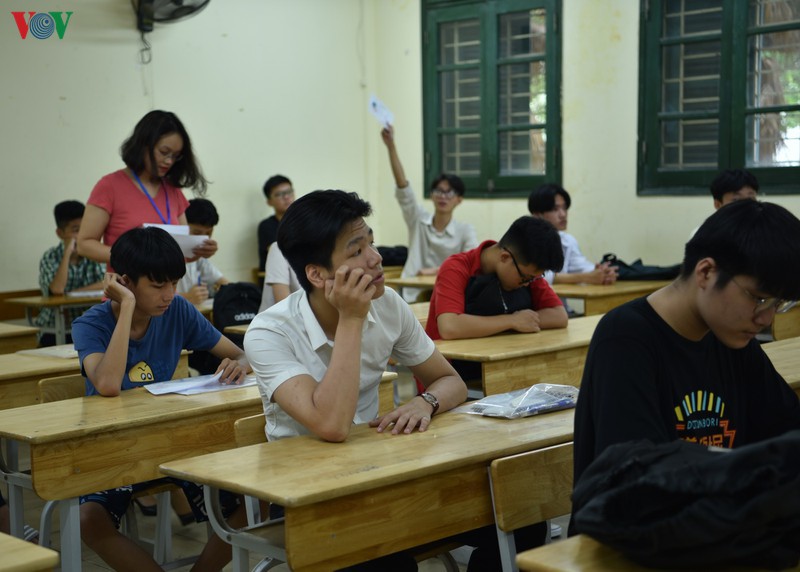 3 thi sinh vi pham quy che khi lam bai thi ngu van vao 10 tai ha noi  hinh 1