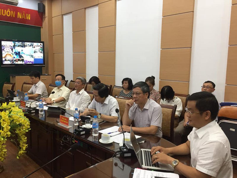 chuyen mot so ca covid-19 nang ra hue de giam tai cho da nang hinh 1