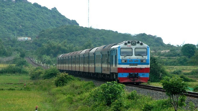 duong sat viet nam lo 450 ty dong trong 6 thang dau nam hinh 1