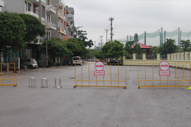 hai ca mac covid-19 moi o bac giang tung di nhieu noi, xuong tp ha long hinh 1