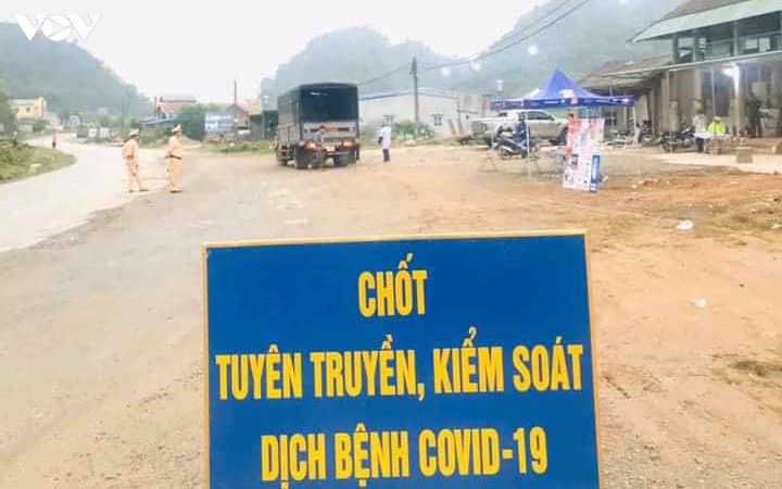 son la len phuong an lap cac chot kiem soat dich covid-19  hinh 1