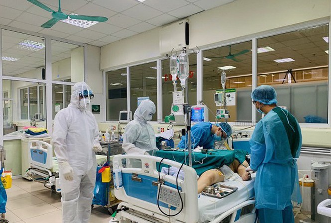 ca mac covid-19 thu 15 tu vong la nam benh nhan 68 tuoi tai quang nam hinh 1
