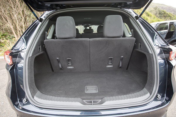 ​mazda cx - 8 deluxe: them lua chon suv 7 cho duoi 1,1 ty dong hinh 3
