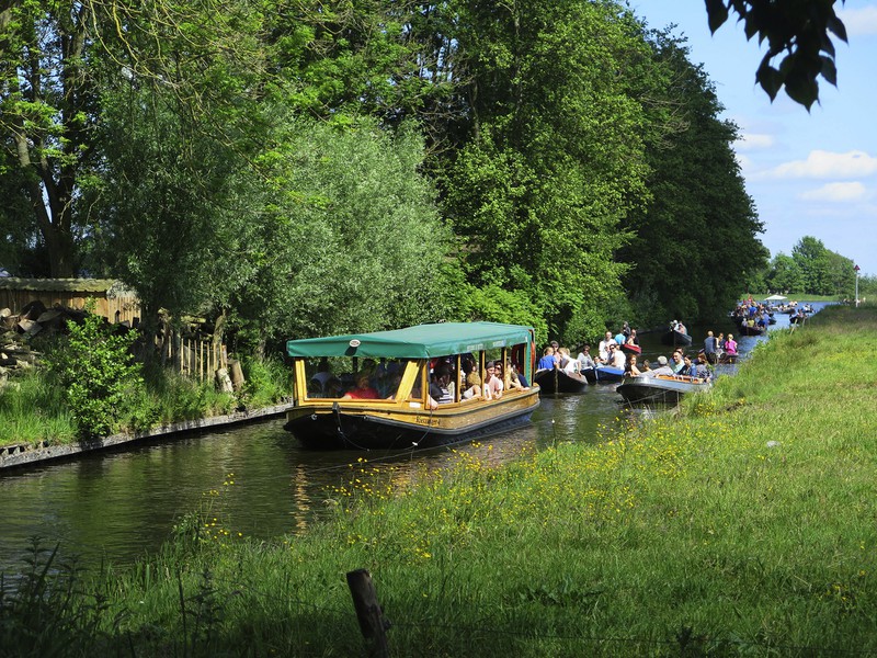 ve dep dac sac cua ngoi lang "co tich" giethoorn giua dich covid-19 hinh 12