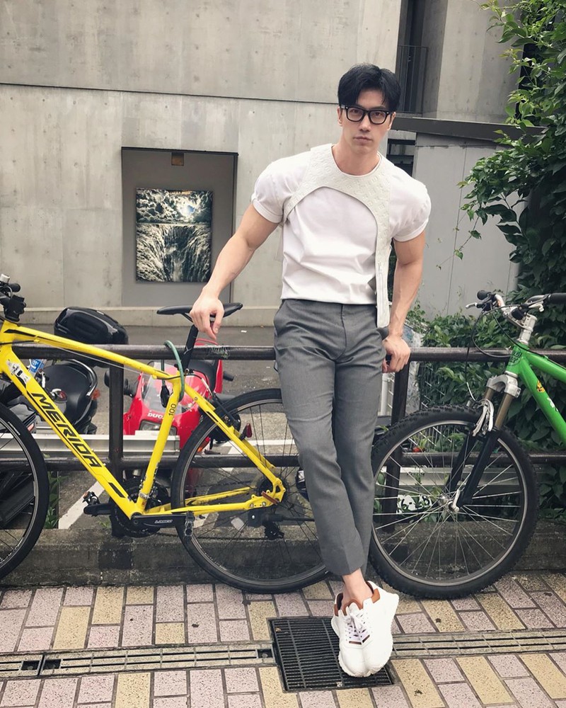 ve dien trai, phong do cua nguoi dan ong quyen ru nhat singapore hinh 10