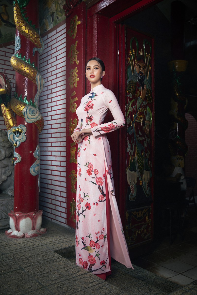 chuyen showbiz: ngoc lan "lot xac" sexy, tuyen bo nghi viec hau ly hon hinh 4