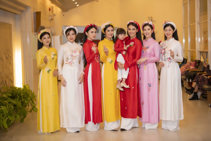 "tieu tam" luong thanh khoe dang diu dang trong bst ao dai ngoc han hinh 13