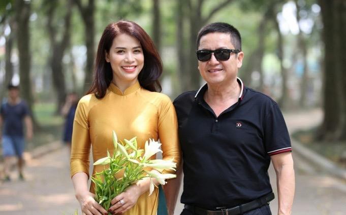 chi trung noi gi khi bi chi trich de ban gai cong khai chuyen ly hon? hinh 1