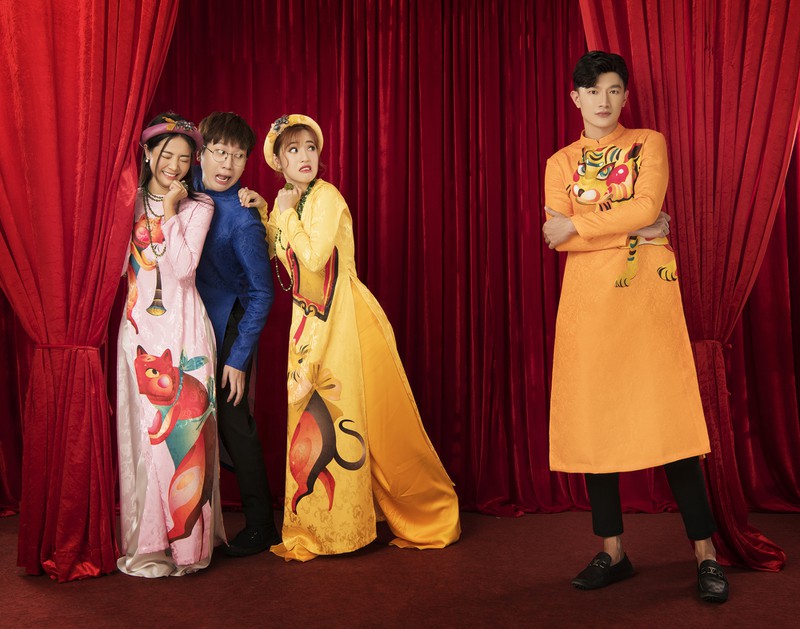 hoa hau huong giang chuc tet khan gia bang bo anh ao dai ruc ro hinh 6