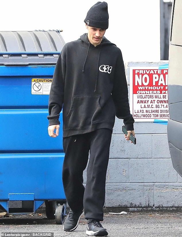 justin bieber nhan nho di tap vu dao sau khi xac nhan mac benh lyme hinh 2