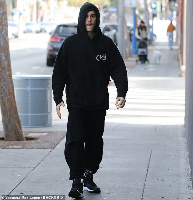 justin bieber nhan nho di tap vu dao sau khi xac nhan mac benh lyme hinh 3