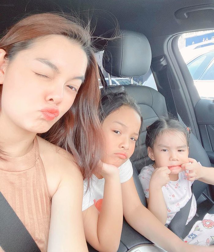 chuyen showbiz: truong quynh anh tro thanh co dau xinh dep, ngot ngao hinh 5