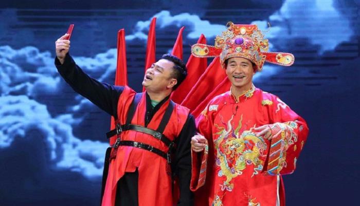 dien chung 20 nam, xuan bac va tu long phan chia cat-xe the nao? hinh 1