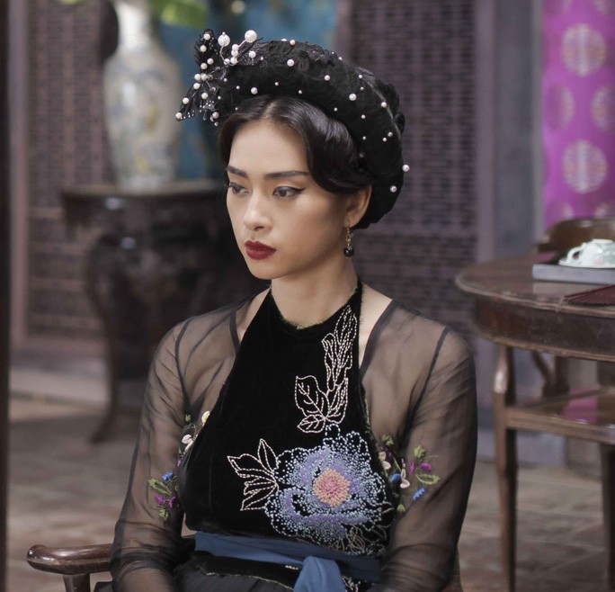 dua tin sai ve virus corona, dam vinh hung lai lui ngay lam viec hinh 3