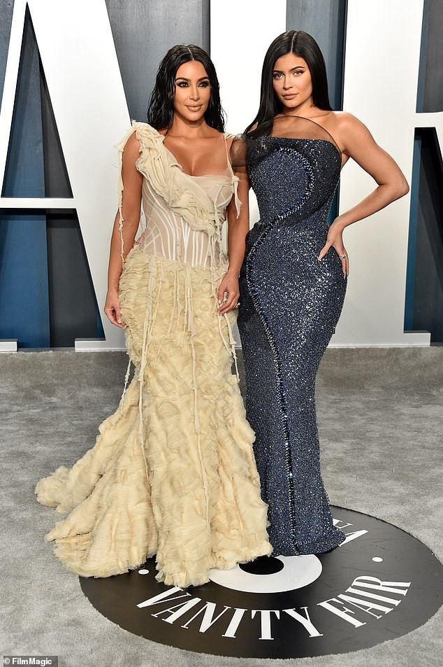 kylie jenner dep kieu sa voi dam tre vai khi du tiec hau oscar hinh 5