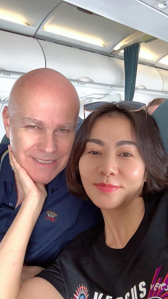 dan sao viet khoe qua, chia se hanh phuc trong dip valentine  hinh 1