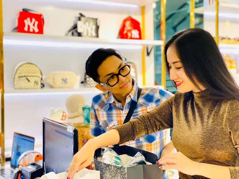 dan sao viet khoe qua, chia se hanh phuc trong dip valentine  hinh 6