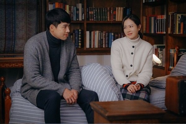 he lo hau truong tinh tu cap doi hyun bin- son ye jin trong "ha canh noi anh" hinh 10