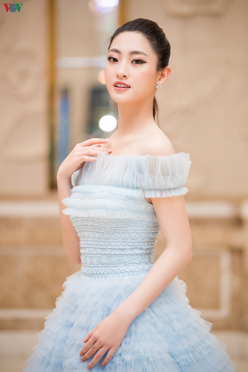 chuyen showbiz: ho ngoc ha va kim ly ngot ngao thom ma con trai subeo hinh 2